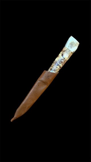 Cuchillo Artesanal con Funda de Cuero