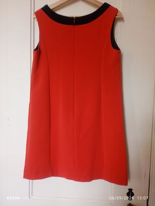 Vestido Riu vermelho e preto manga cava