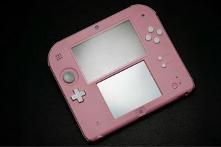 Nintendo 2DS Pink Tomodachi Life preinstallato