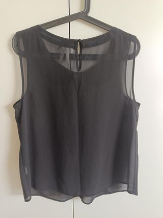Blusa Atmosphere Negra sin Mangas