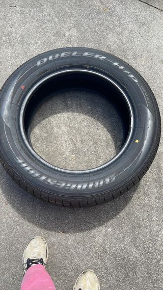 Neumáticos Bridgestone Dueler H/P 225/60R17