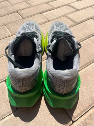 Asics Novablast 3 
