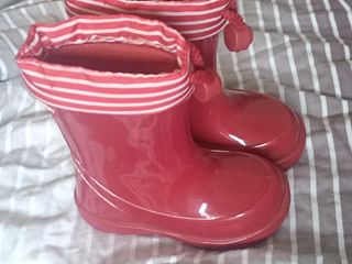 Botas de agua rojas niña talla 22