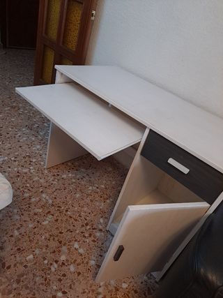Escritorio madera blanco y marrón