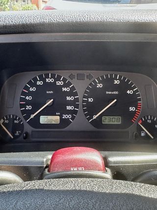 Volkswagen Golf 1.9 TDi 5V (1995)