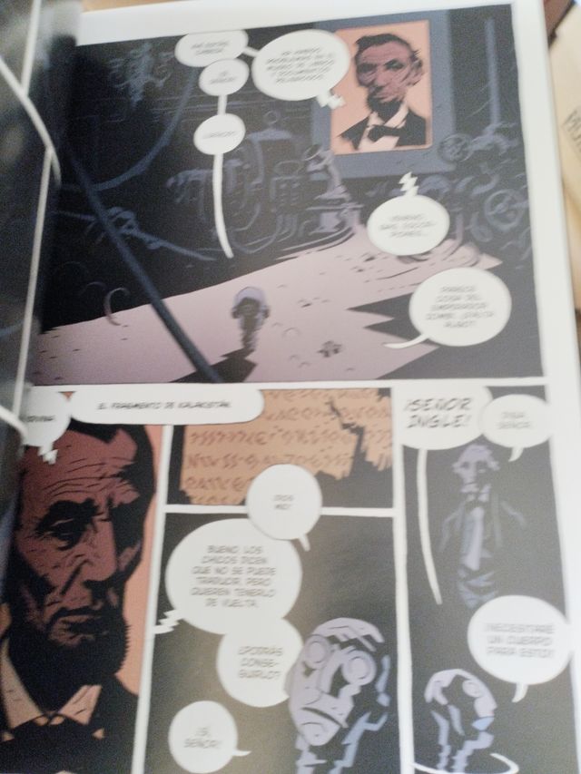 EL ASOMBROSO CABEZA DE TRONILLO Y OTROS OBJETOS...