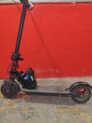 Reparación patinetes eléctricos, cambio de ruedas