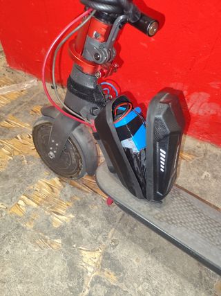 Reparación patinetes eléctricos, cambio de ruedas