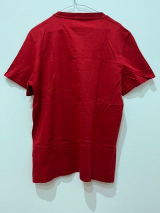 Camiseta Guess Roja Est. 1981
