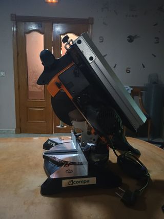 Ingletadora profesional. Esta muy cuidada 