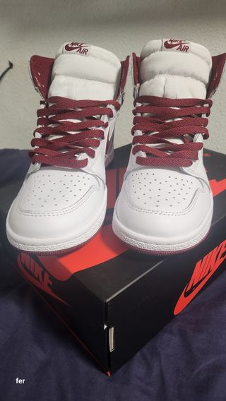 Jordan 1 High Metallic Red