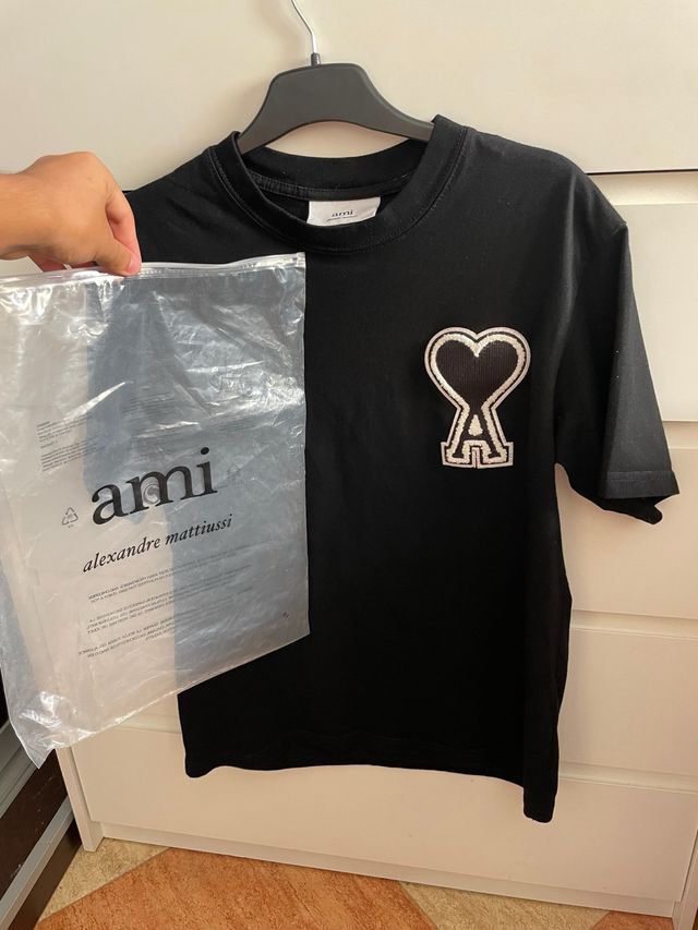 Camiseta Ami Alexandre Mattiussi Negra
