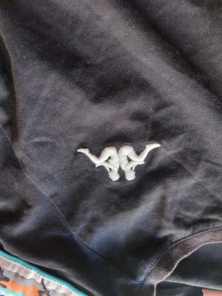 Camiseta Kappa Negra con Logo