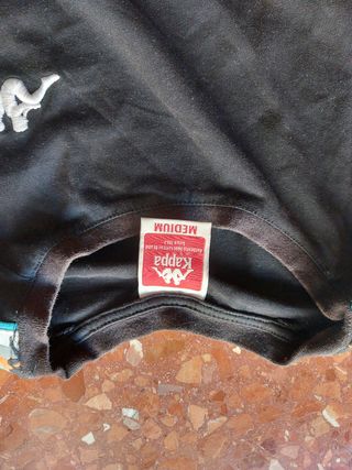 Camiseta Kappa Negra con Logo