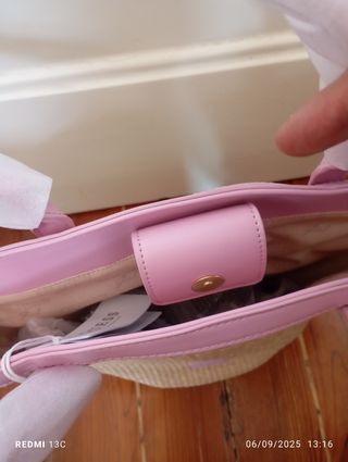 Bolsa de palhinha Guess alças rosa