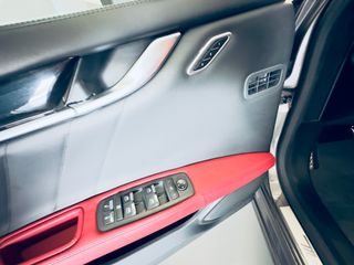 Maserati Ghibli 2021