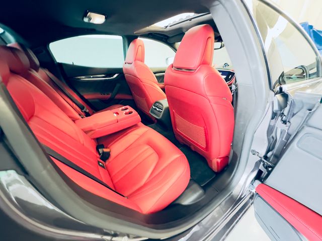Maserati Ghibli 2021