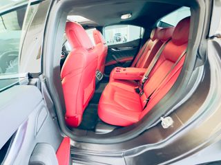 Maserati Ghibli 2021