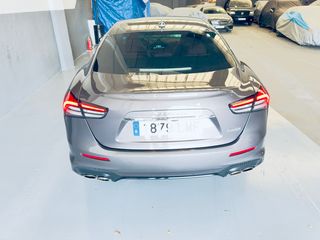 Maserati Ghibli 2021