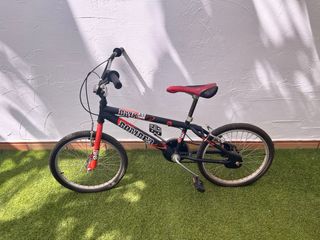 Bicicleta BMX Infantil Negra y Roja
