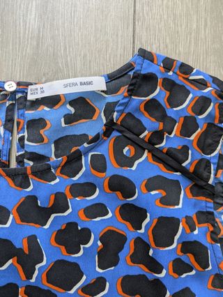 Blusa Sfera Estampada Azul Talla M