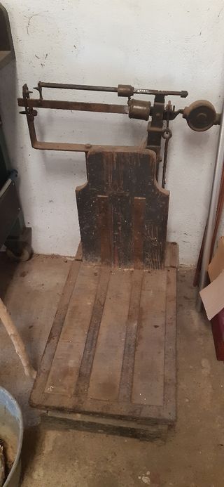 Báscula Romana Antigua