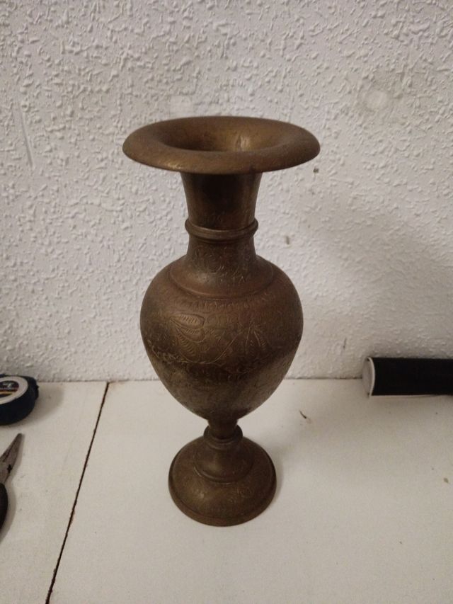 Jarra Urna Bronce Grabada