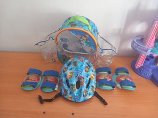 Casco y protectores Paw Patrol