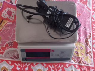 Báscula Digital Ohaus Valor 1000