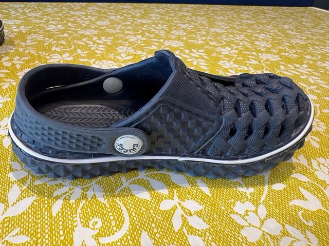 Sabot Chicco blu modello Crocs