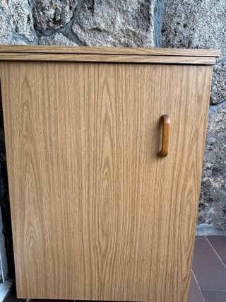 Mesa para máquina de coser de madera