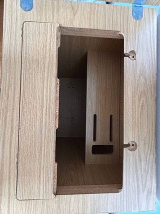 Mesa para máquina de coser de madera
