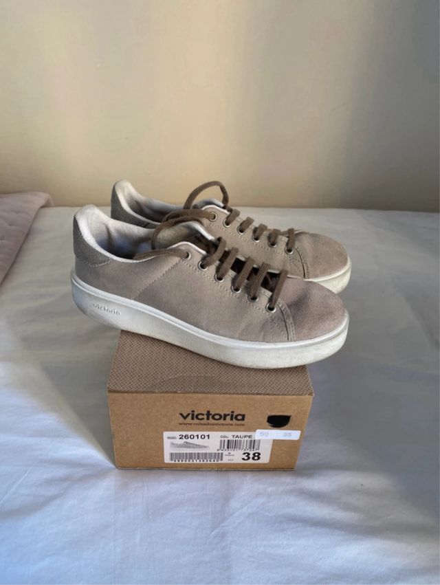 Zapatillas Victoria Beige