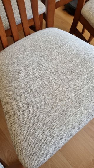 6 sillas de comedor. Color cerezo.