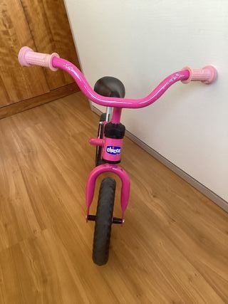 Bicicleta sin pedales Chicco First Bike Rosa 2-5 a