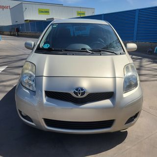 Toyota Yaris 2010