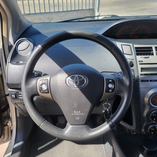 Toyota Yaris 2010