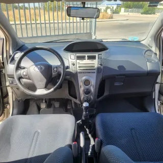 Toyota Yaris 2010