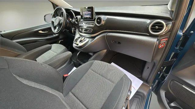 Mercedes-Benz Clase V 220 d Compacto 6 Plazas