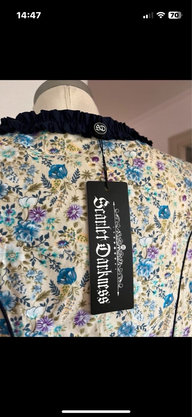 Vestido tradicional floral