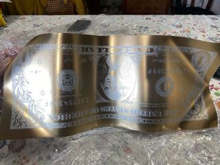 Arte Karl Lagasse One Dollar Gold White