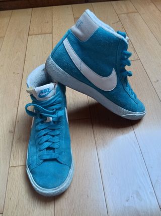 Zapatillas Nike Altas Azules y Beige