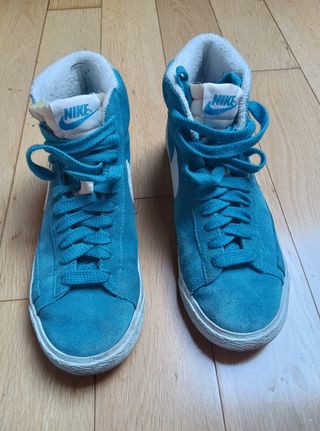 Zapatillas Nike Altas Azules y Beige