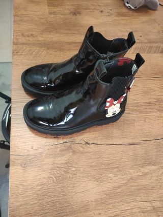 Botas niña Mickey talla 31