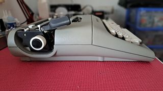 Máquina de escribir Olivetti Lettera 35