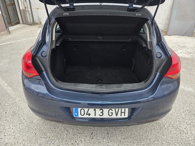 Opel Astra 1.7CDTI 2010