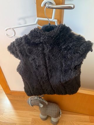 Chaleco corto pelo marrón