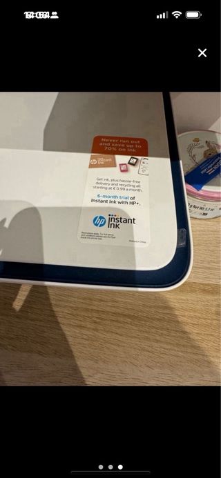 Impresora HP Blanca y Azul
