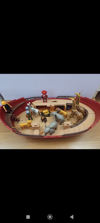 Barco Arca de Noé con animales