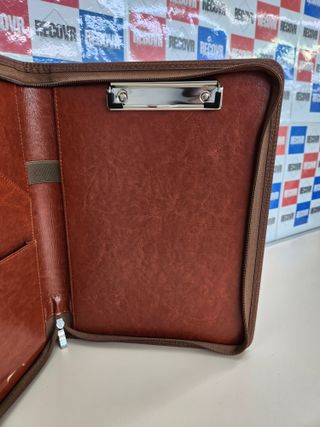 ✅ Carpeta de Cuero zipper marrón